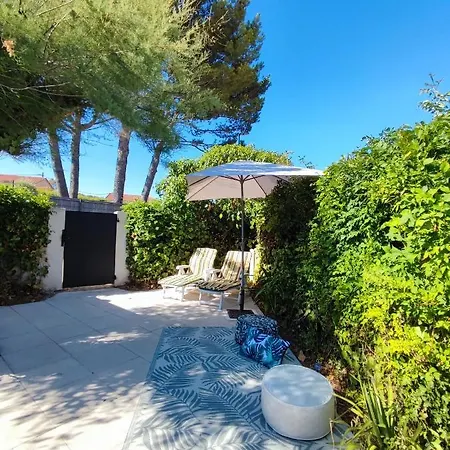 L'Ousto - Studio Avec Magnifique Terrasse A 5 Min De Cassis Roquefort-la-Bédoule Buitenkant foto