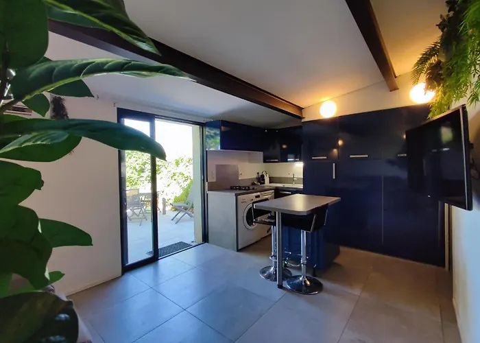 Studio avec magnifique Terrasse à 5 min de Cassis - L\'OUSTO